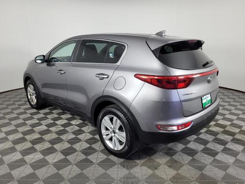 Mineral Silver 2018 Kia Sportage LX