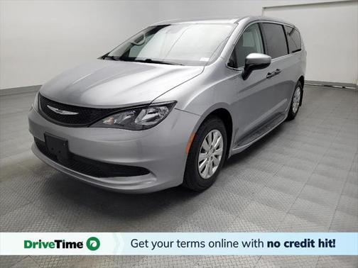 2021 Chrysler Voyager L