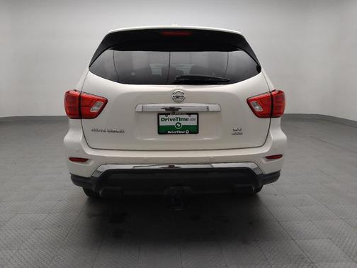 2019 Nissan Pathfinder SV