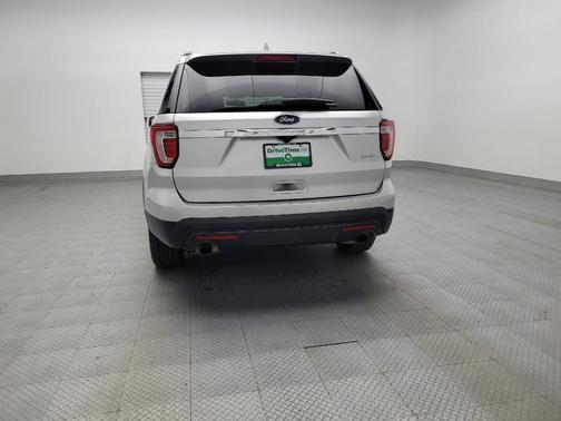 2017 Ford Explorer Base