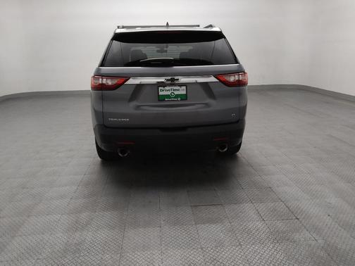 Satin Steel Metallic 2020 Chevrolet Traverse LT Cloth