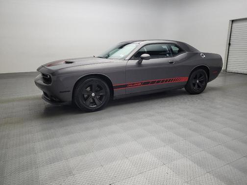 2015 Dodge Challenger SXT