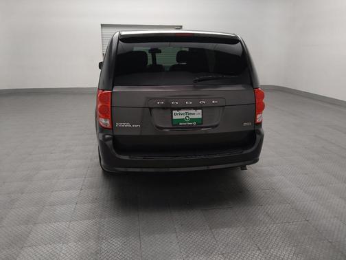 Granite Pearlcoat 2019 Dodge Grand Caravan SXT