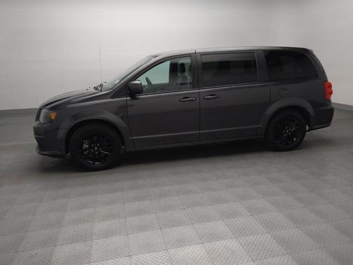 Granite Pearlcoat 2019 Dodge Grand Caravan SXT