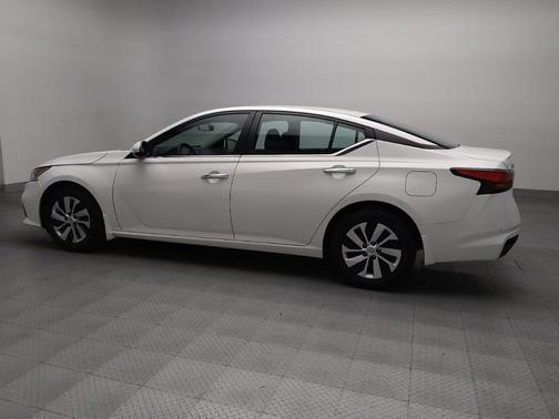 2022 Nissan Altima S FWD