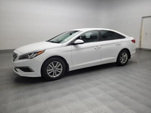 2017 Hyundai SONATA SE