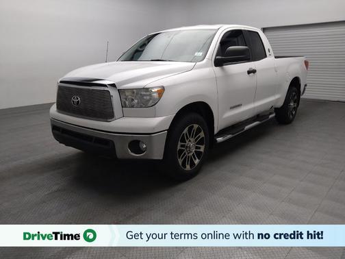 Super White 2013 Toyota Tundra Grade
