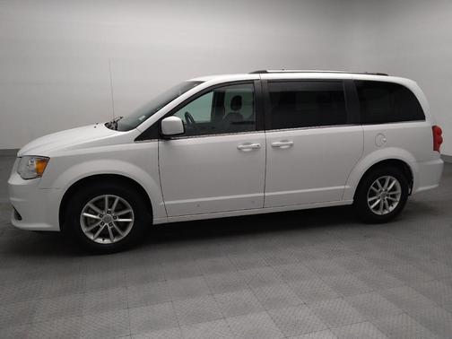 White Knuckle Clearcoat 2020 Dodge Grand Caravan SXT