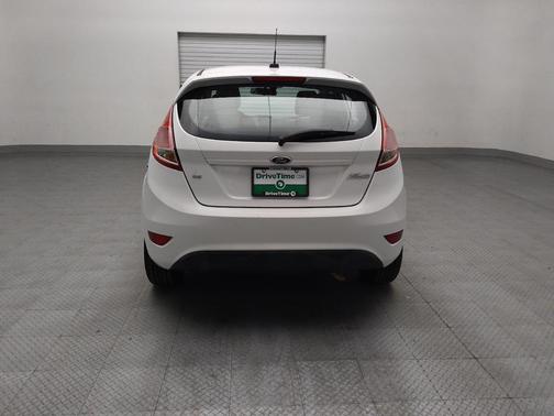 White 2016 Ford Fiesta SE