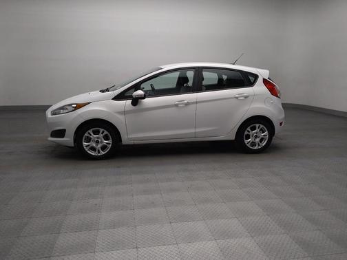 White 2016 Ford Fiesta SE