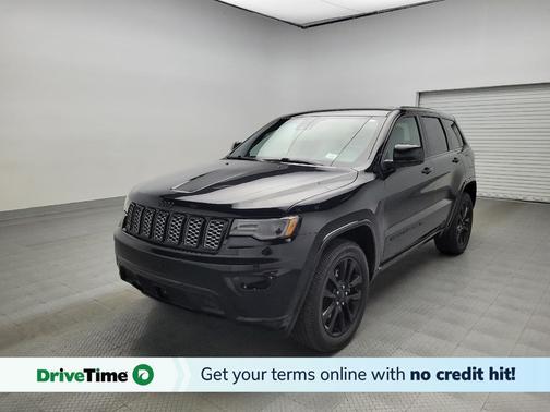 2022 Jeep Grand Cherokee Laredo