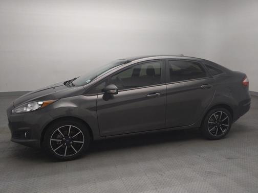Magnetic Metallic 2016 Ford Fiesta SE