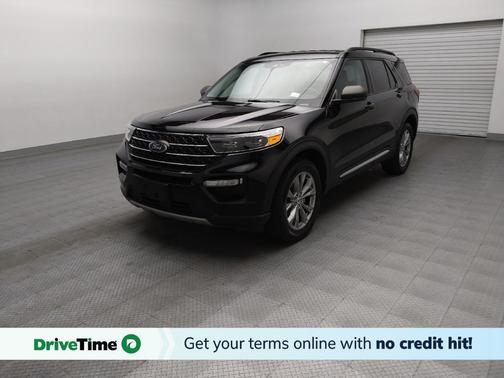 Agate Black Metallic 2022 Ford Explorer XLT