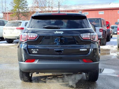 2023 Jeep Compass Latitude Lux