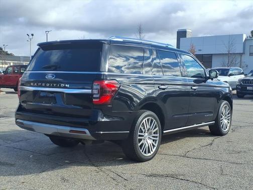2022 Ford Expedition Platinum