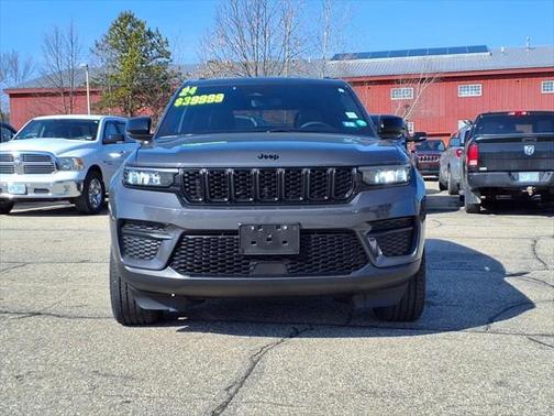 2024 Jeep Grand Cherokee Altitude
