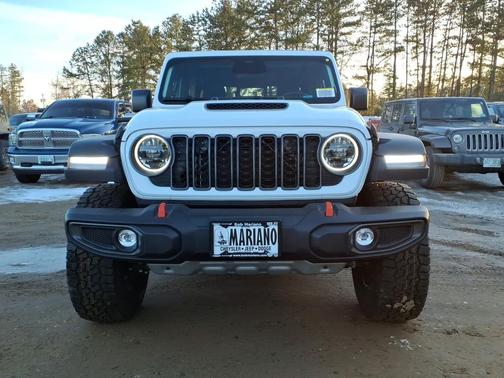 2026 Jeep Gladiator Mojave 4x4