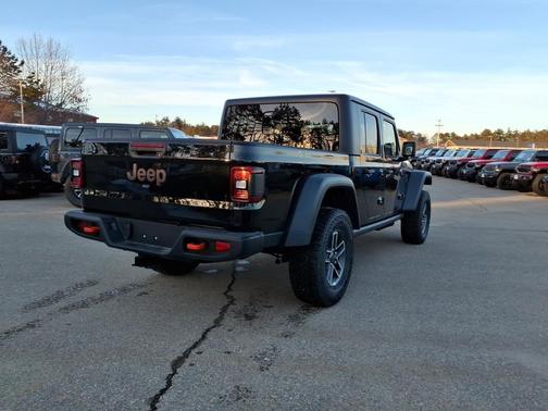 2026 Jeep Gladiator Mojave 4x4