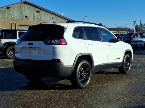 2023 Jeep Cherokee Altitude