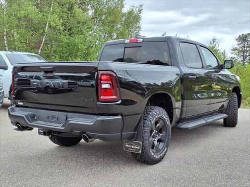 2025 RAM 1500 Warlock Crew Cab 4x4 5'7' Box