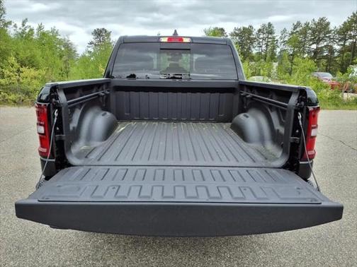 2025 RAM 1500 Warlock Crew Cab 4x4 5'7' Box