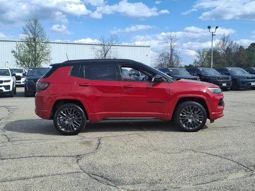 Redline Pearlcoat 2023 Jeep Compass High Altitude
