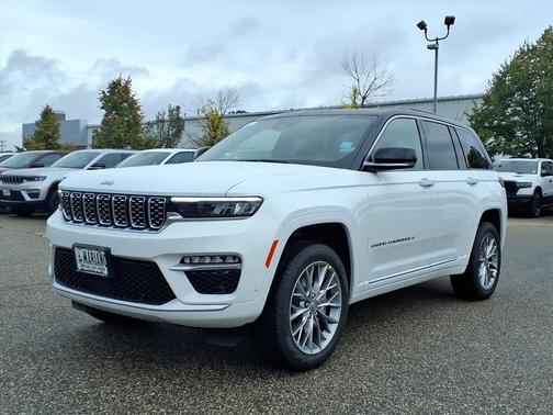2025 Jeep Grand Cherokee Summit