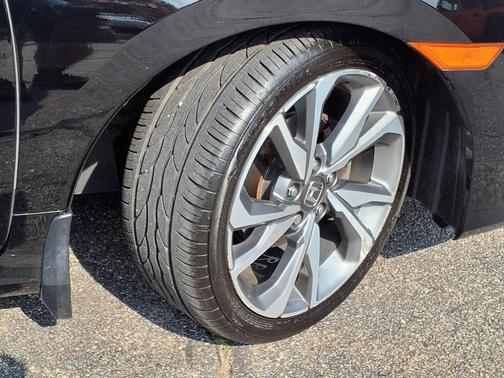 2019 Honda Civic Touring