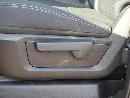 2026 RAM 2500 Tradesman Crew Cab 4x4 6'4' Box