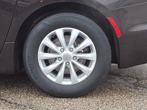 2018 Chrysler Pacifica Touring-L Plus