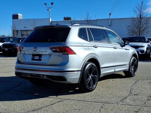 2023 Volkswagen Tiguan 2.0T SE R-Line Black 4MOTION