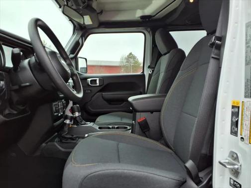 2025 Jeep Gladiator Nighthawk