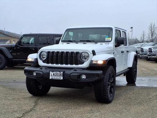 2025 Jeep Gladiator Nighthawk