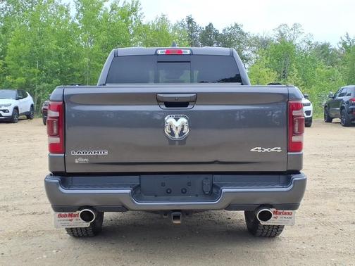 Granite Crystal Metallic Clearcoat 2024 RAM 1500 Laramie