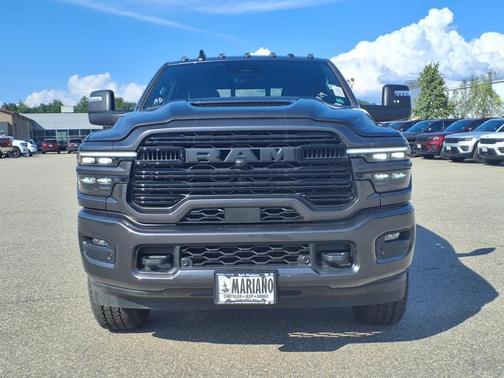 2025 RAM 2500 Laramie Crew Cab 4x4 6'4' Box