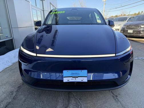 2026 Tesla Model Y Premium Rear-Wheel Drive