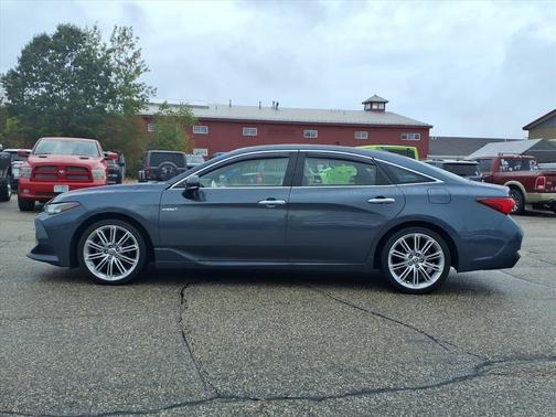 2021 Toyota Avalon Hybrid Limited