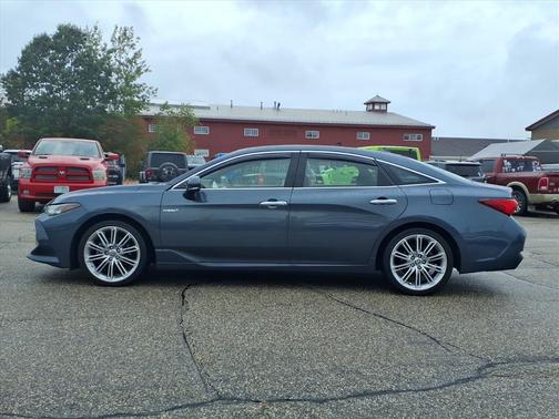 2021 Toyota Avalon Hybrid Limited
