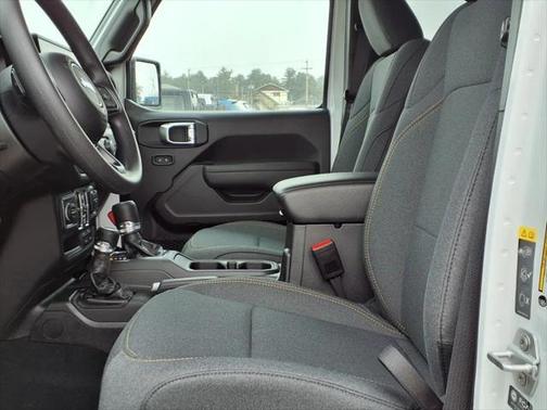 2025 Jeep Gladiator Nighthawk