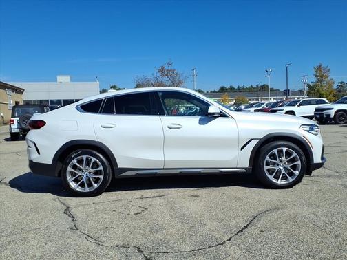 2022 BMW X6 xDrive40i
