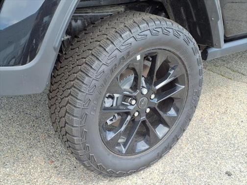 2025 Jeep Gladiator Nighthawk