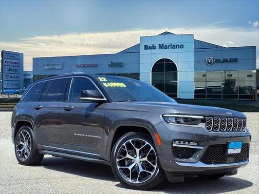 2022 Jeep Grand Cherokee Summit