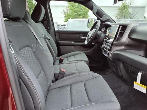 2025 RAM 1500 Warlock Crew Cab 4x4 5'7' Box