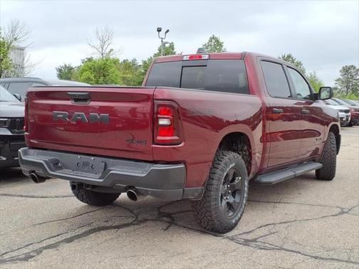2025 RAM 1500 Warlock Crew Cab 4x4 5'7' Box