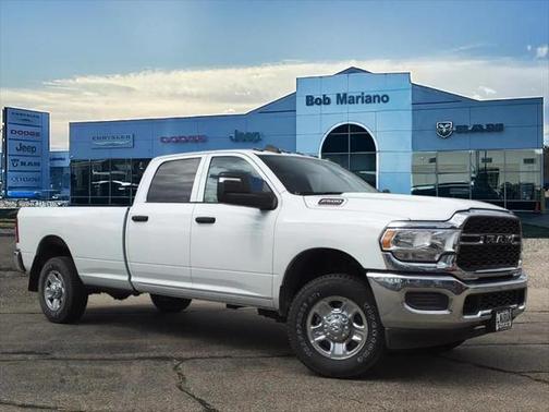 2024 RAM 2500 Tradesman Crew Cab 4x4 8' Box