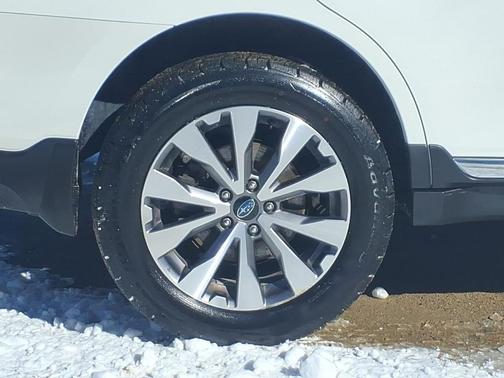 2017 Subaru Outback 2.5i Touring