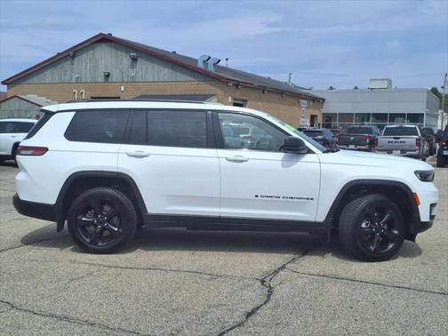 2022 Jeep Grand Cherokee L Altitude