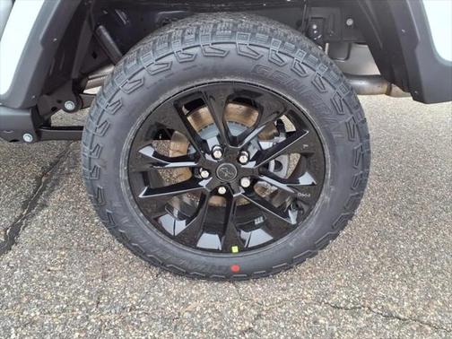 2025 Jeep Gladiator Nighthawk