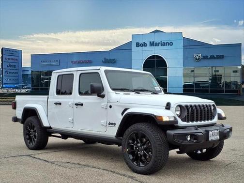 2025 Jeep Gladiator Nighthawk