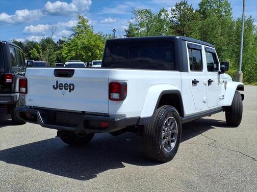 2021 Jeep Gladiator Sport